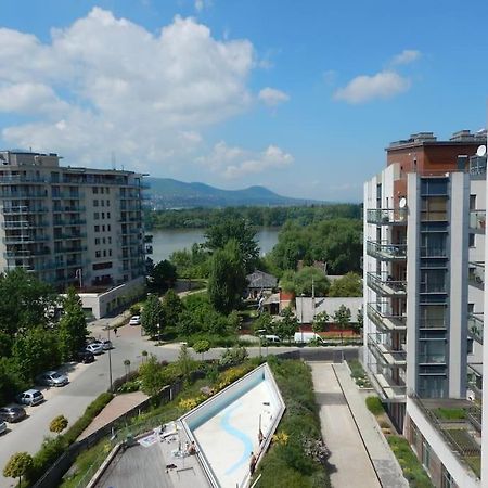 Imadnivalo Medences Hotellakas Szaunaval. Budapest Exterior foto